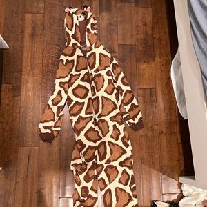 Giraffe Onesie fuzzy/costume, size S